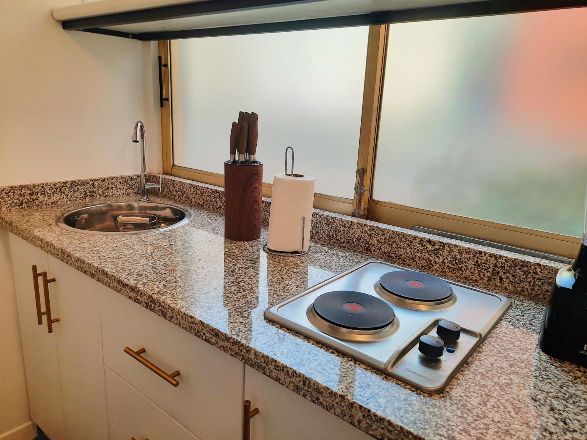 Apartamento A Unos Pasos Del Bulevar Del Rio Con Terraza *